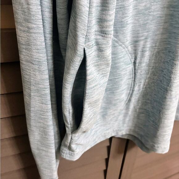 Old Navy Active Breathe On Light Blue Hoodie with Thumb Holes Size Small - Picture 4 of 5